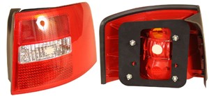 Takavalo, Oikea, AUDI A6 Avant, 4B9 945 096F 3FZ