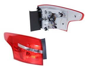 Takavalo, Vasen, FORD FOCUS Turnier III, 1 868 294, 2 033 124