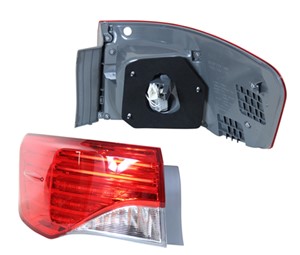 Takavalo, Oikea, TOYOTA AVENSIS Sedan, 8156005270, 81560-05270