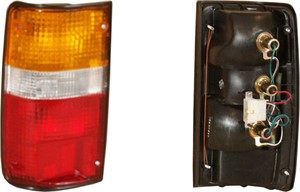 Takavalo, Vasen, TOYOTA HILUX Pick-up V, VW TARO, 81560 89163, J81 560 351 01