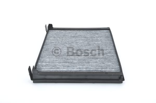 Raitisilmasuodatin BOSCH 1 987 435 563