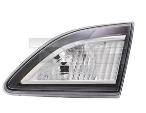 Peruutusvalo, Oikea, MAZDA 3 Sedan, BBM4513F0A, BBM4-51-3F0A, BBM4513F0E, BBM4-51-3F0E, BBM4513F0F, BBM4-51-3F0F, BBM4513F0G, BBM4-51-3F