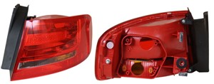 Takavalo, Oikea, AUDI A4, 8K5 945 096D
