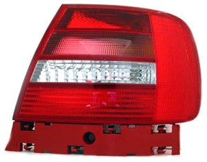 Takavalo, Vasen, AUDI A4, 8D0945095G, 8D0945111G