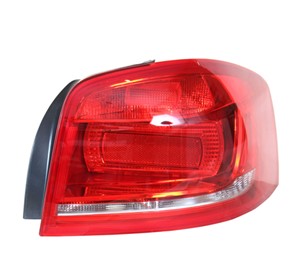 Takavalo, Oikea, AUDI A3, 8P3 945 096