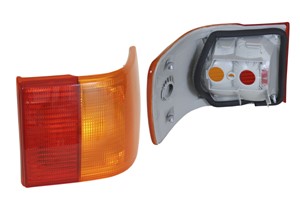 Takavalo, Oikea, AUDI 80 B3 Sedan, 90 B3, 893 945 218