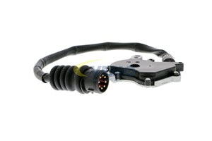 Kytkin, peruutusvalo, AUDI A4, A4 Avant, A6, A6 Avant, A8, VW PASSAT, PASSAT Variant, 01L 919 821 A, 01L 919 821 B, 01L 919 821 C, 01L 9